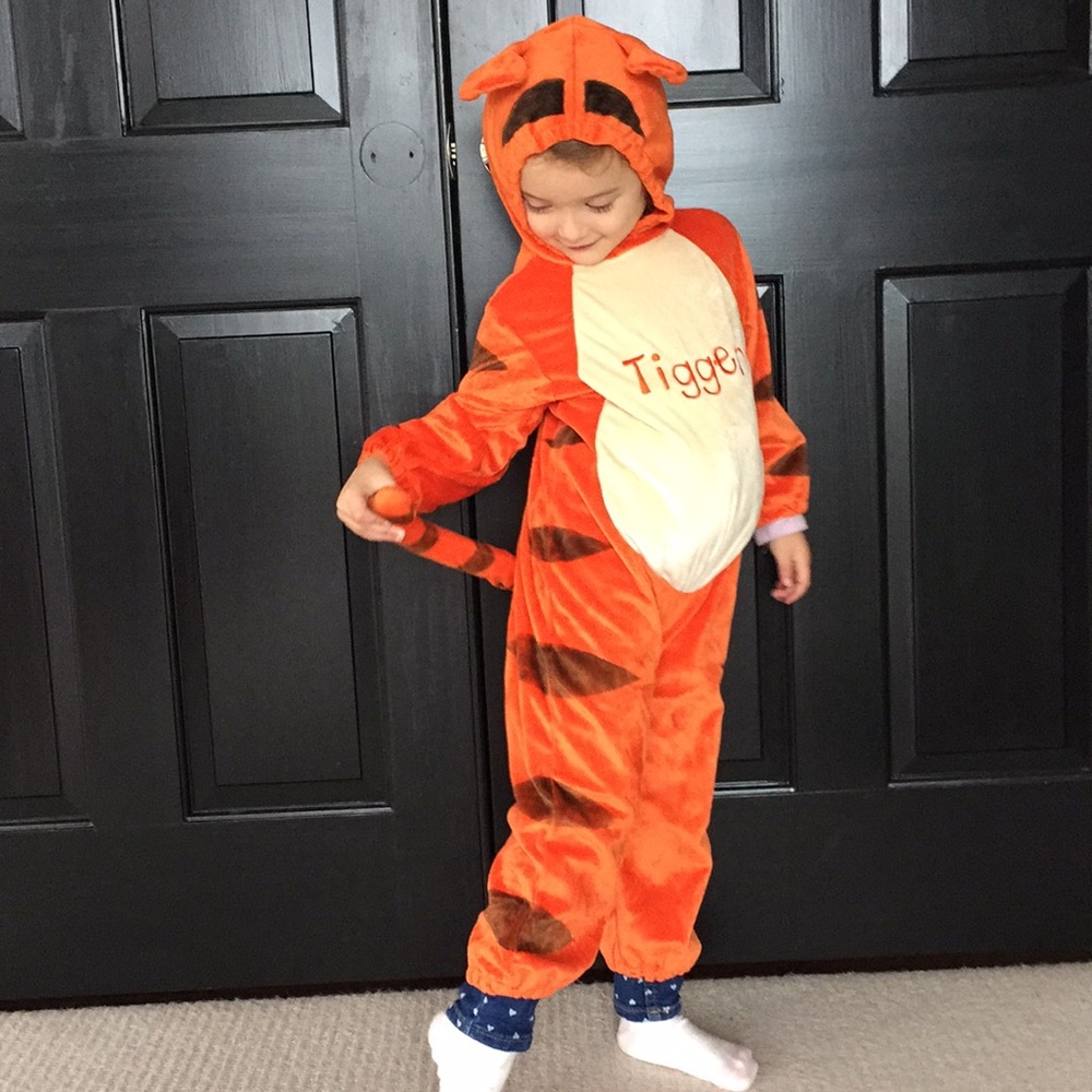 Tigger costume